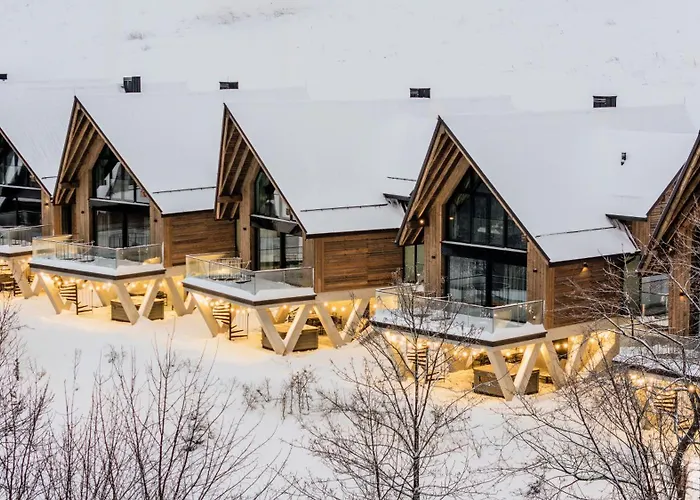 Crystal Pine Luxury With Jacuzzi, Sauna & By Bqqk Villa