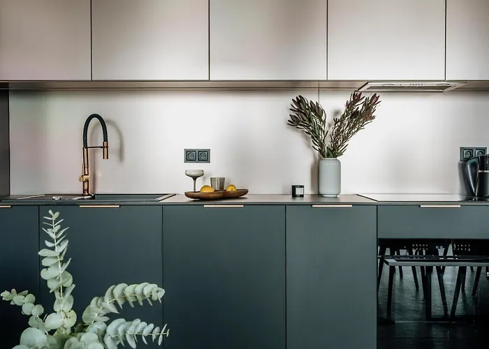 Villa Crystal Pine Luxury With Jacuzzi, Sauna & By Bqqk *