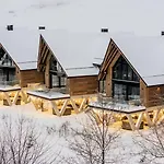 Crystal Pine Luxury With Jacuzzi, Sauna & By Bqqk 빌라