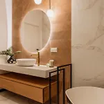 Crystal Pine Luxury With Jacuzzi, Sauna & By Bqqk וילה *
