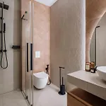 Crystal Pine Luxury With Jacuzzi, Sauna & By Bqqk * זקופאנה
