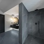 Crystal Pine Luxury With Jacuzzi, Sauna & By Bqqk 빌라 자코파네