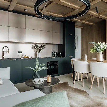 Crystal Pine Luxury With Jacuzzi, Sauna & By Bqqk Villa Zakopane