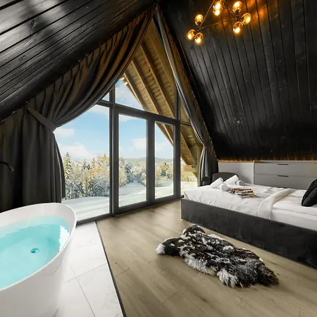 Crystal Pine Luxury With Jacuzzi, Sauna & By Bqqk *