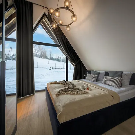Crystal Pine Luxury With Jacuzzi, Sauna & By Bqqk فيلة