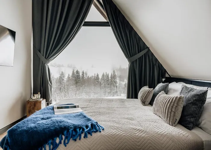 Crystal Pine Luxury With Jacuzzi, Sauna & By Bqqk Villa *