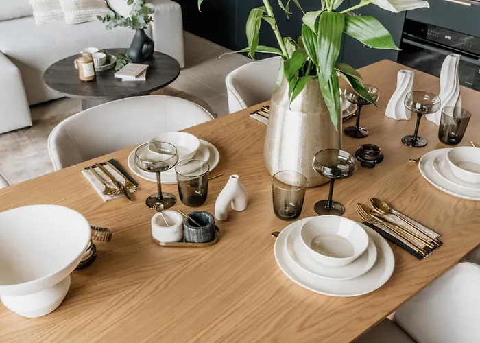 Villa Crystal Pine Luxury With Jacuzzi, Sauna & By Bqqk