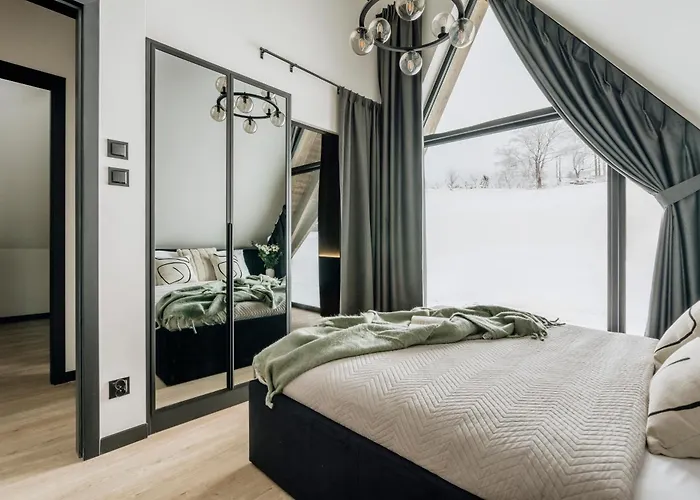 Crystal Pine Luxury With Jacuzzi, Sauna & By Bqqk Villa *